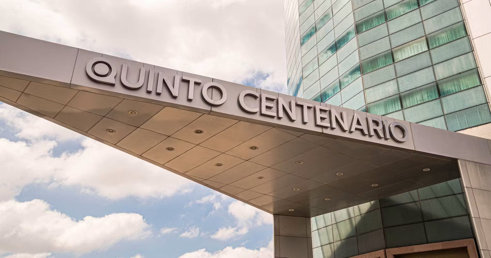 Hotel Quinto Centenario